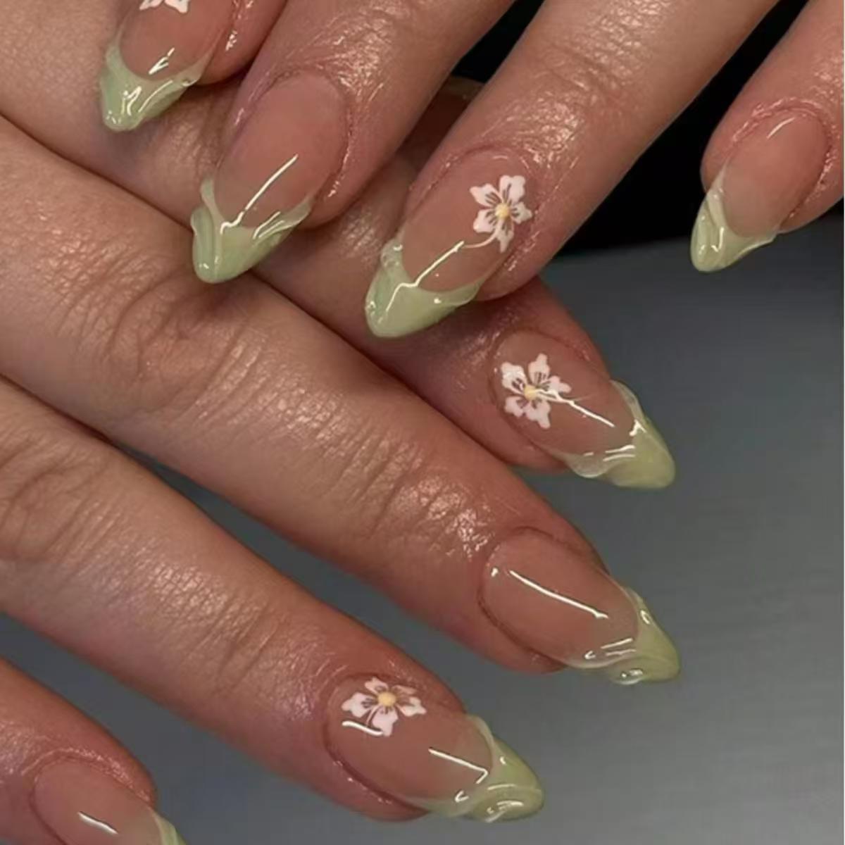 Pressed Flower Art - 24 stuks eenvoudige groene Franse nepnagels